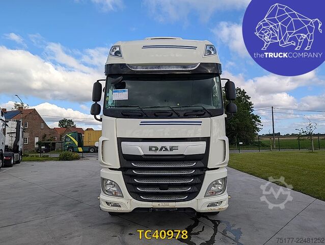 Șasiu cu cabină DAF XF 450