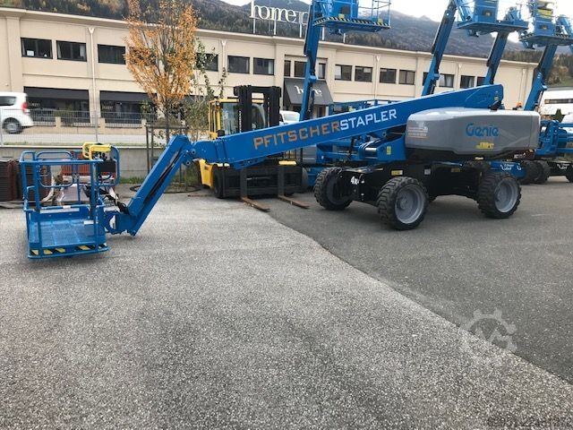 Plataforma de trabalho telescópica Genie S 65 XC