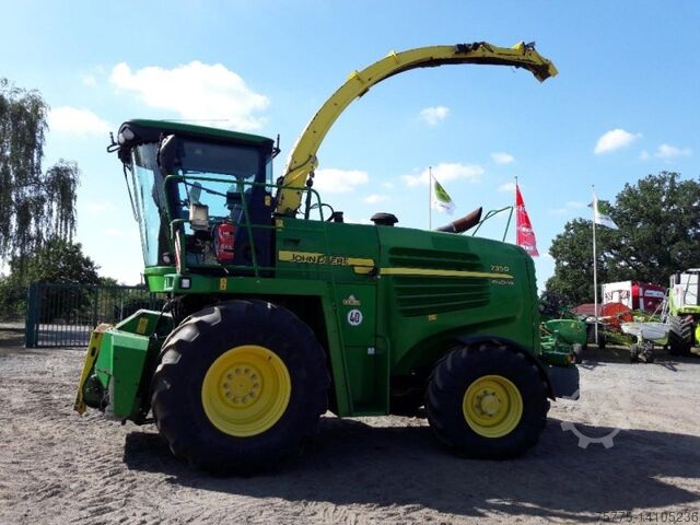เครื่องย่อยเอกสาร John Deere 7350 ohne Vorsatz