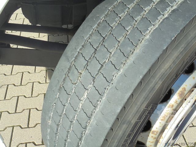 Mainomas kėbulo sunkvežimis DAF XF460 FAR SSC BDF Intarder 1220mm AHK
