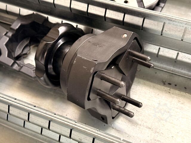 Partija steznih čahura uključujući stezni sustav HAINBUCH Collets