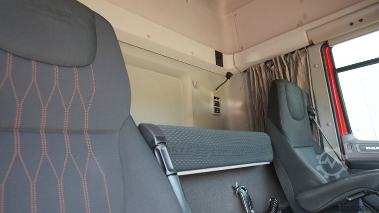 Standart-SZM DAF CF 410 tractor unit