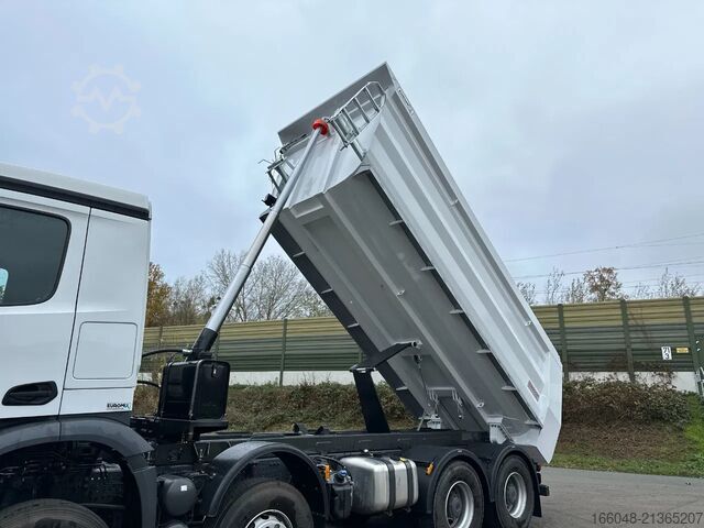 Kipper Mercedes-Benz Arocs 4145 Mercedes-Benz AROCS 5 4145 8X4 E6e E...