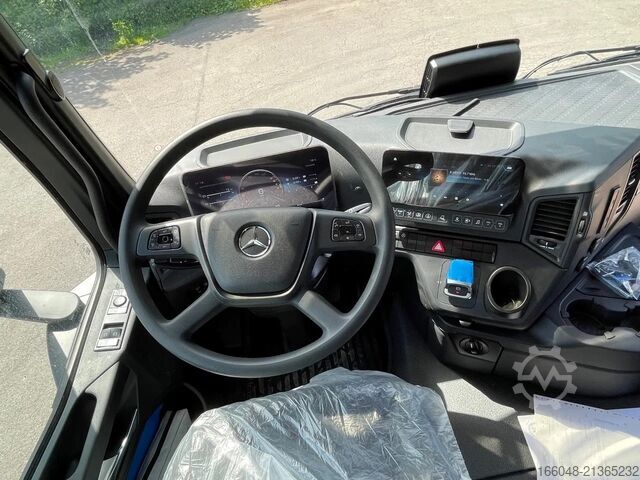 Xe tải tự đổ Mercedes-Benz Arocs 4145 Mercedes-Benz 4145 8X4 Euromix EMT 3...