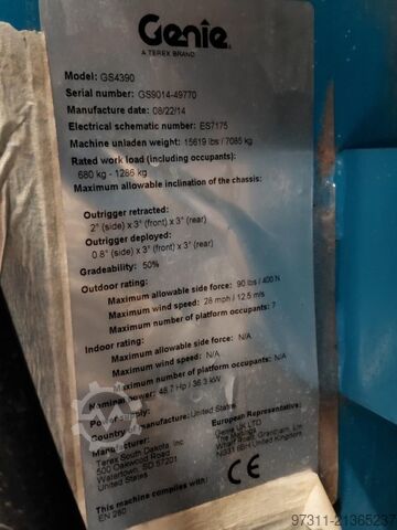 Makazaste platforme Genie GS-4390 RT