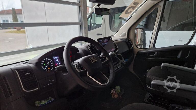 Minibus FIAT Ducato 9 Sitzer Mobility Airlineboden Rolli