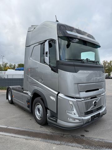 Standard trekkvogn VOLVO FH500 XL RETARDER-PTO- ADR/GGVS