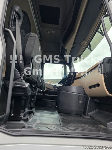 Volum trekkvogn MERCEDES-BENZ Actros 1845 / 2 Tank / 2 Bett / Big Space / Ret