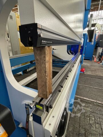 PRESS BRAKE FARINA BSA PLUS 30200