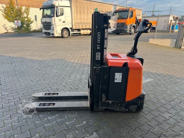 Manuell stabler TOYOTA SPE 125 L / nur 382h ! / Hochhubwagen /  3.350mm