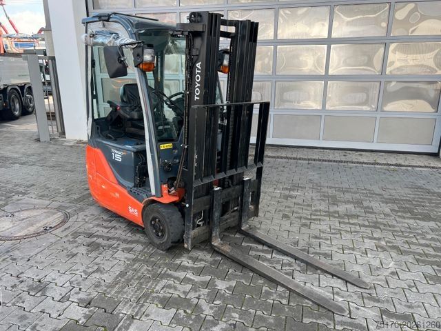Frontgaffeltruck TOYOTA 8FBET15 / Triplex: 4.30m / nur 1.187h! / SS