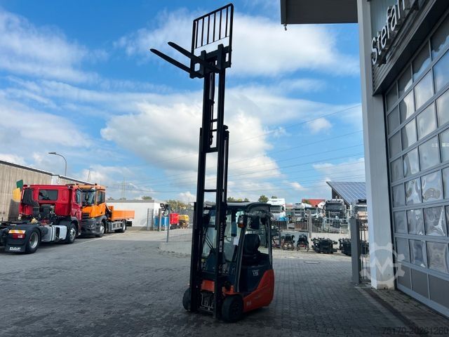 Frontgaffeltruck TOYOTA 8FBET15 / Triplex: 4.30m / nur 1.187h! / SS