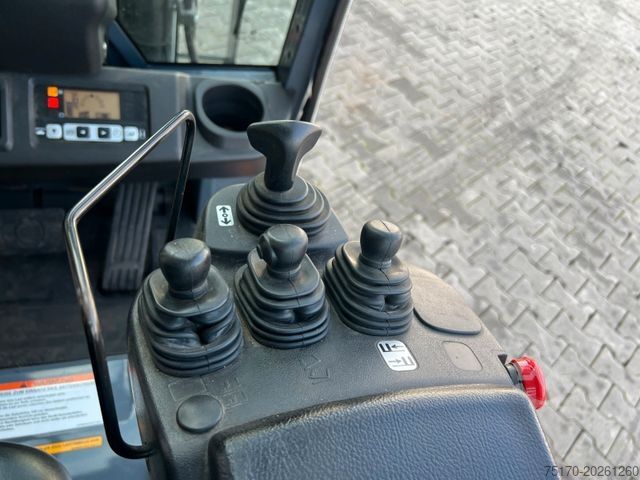 Frontgaffeltruck TOYOTA 8FBET15 / Triplex: 4.30m / nur 1.187h! / SS