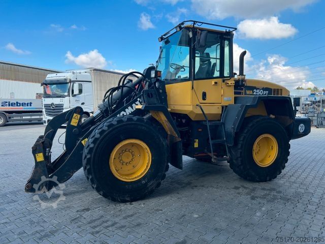 Hjullaster KOMATSU WA 250 PT - 5H / 12.390h /