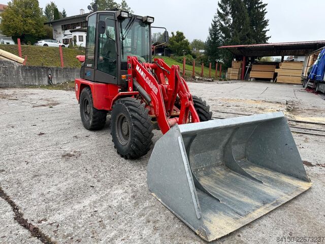लोडर Ahlmann / Manitou AL85t