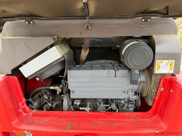 लोडर Ahlmann / Manitou AL85t