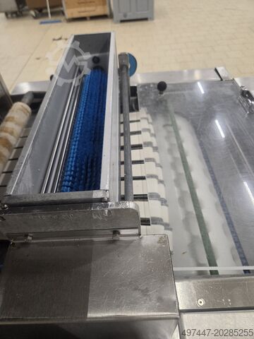 Ligne à pains / petits pains Konig kombi, 8/7/6/4 rangées König Konig kombi bun / bread line 8/7/6/4 row