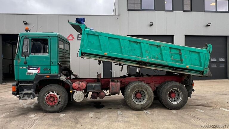 三面翻斗 MAN 26.422 (6 CYLINDER / 6X4 / STEEL SUSP. / LAMES)