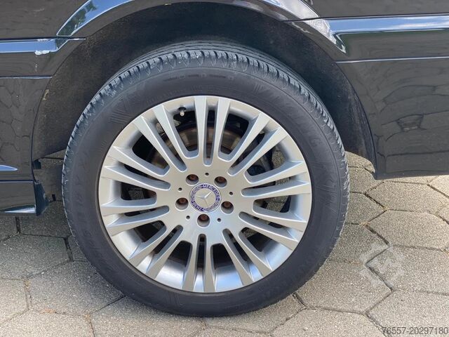 Furgão de caixa Mercedes-Benz Vito V6  6-Cilinder 2014.  79210km.