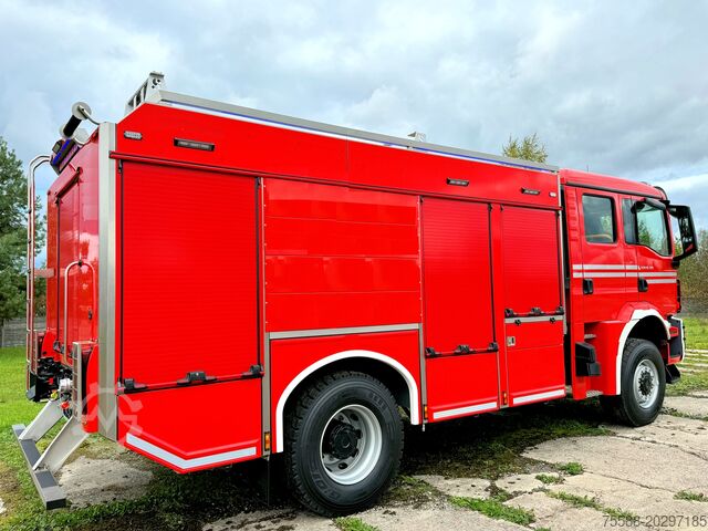 Vehicul de pompieri / autospecială de stingere cu apă MAN TGM 18.320 TLF 6000 4x4 Seilwinde