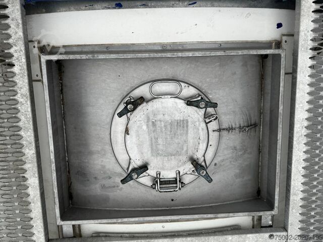 Säiliön säiliö CIMC 20FT ISO, 25.050L / 1-COMP / 3 BAFFELS / T11 / ...