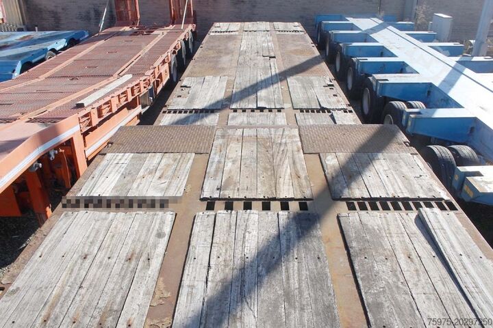 Semirreboque rebaixado para transporte de máquinas de construção moeslin semirimorchio carrellone rampe usato