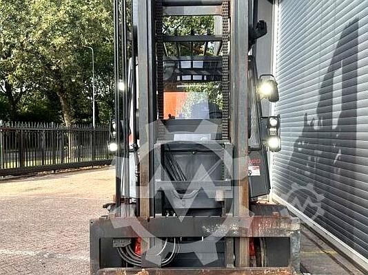 Carretilla elevadora Linde H 80 D (396)