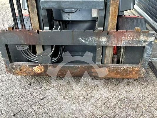 Carretilla elevadora Linde H 80 D (396)