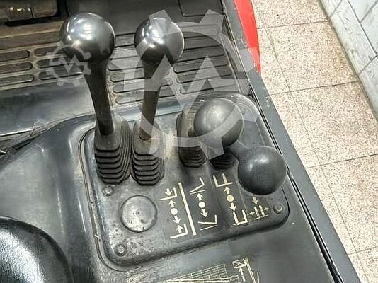 περονοφόρο ανυψωτικό Linde H45D-02