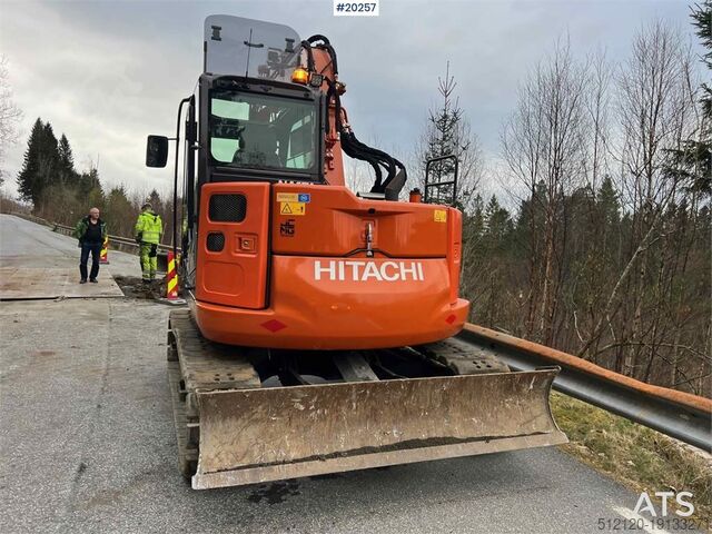 Raupenbagger Hitachi zx85us-6 excavator w/ rototilt, sanding bucket, di