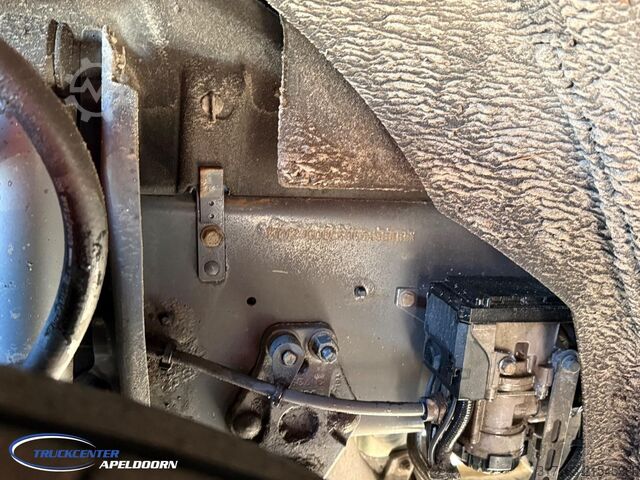 Standard tractor Volvo FM 380 542000 km! Euro 5, 6x2, Globetrotter