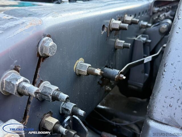 Standard tractor Volvo FM 380 542000 km! Euro 5, 6x2, Globetrotter