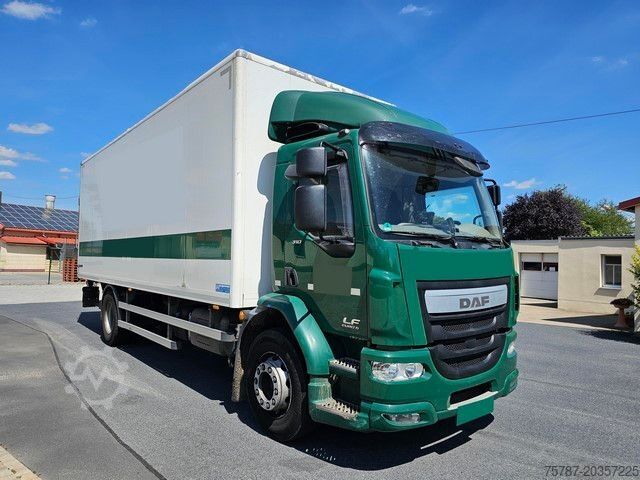 বক্স ট্রাক DAF LF 310 Isokoffer, 19 To, Ladebordwand 1.500 Kg