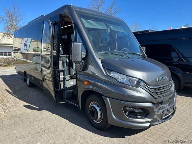 Minibus IVECO Daily 35 Sitze Touristik Dachklima Kühlschrank