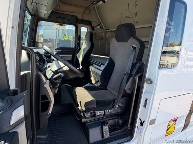 Tegljač velikog volumena MAN TGX 18.460 LLS-U Mega XLX 4X2 Retarder E6 Standk
