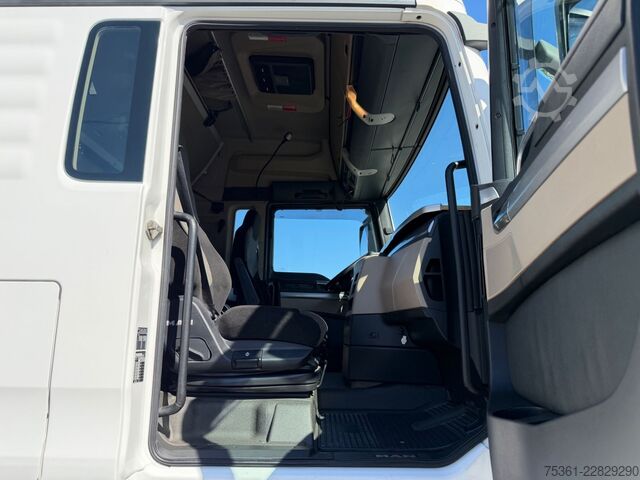 Tegljač velikog volumena MAN TGX 18.460 LLS-U Mega XLX 4X2 Retarder E6 Standk