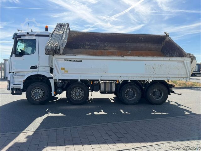 Trostani kiperski kamion MERCEDES-BENZ Arocs 4143 8X4/ 3S Kipper Meiller 41t RETARDER