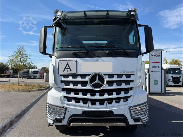 Trostani kiperski kamion MERCEDES-BENZ Arocs 4143 8X4/ 3S Kipper Meiller 41t RETARDER