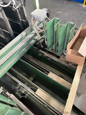 Paku paku platform penukul Omev-Erba. OMEV