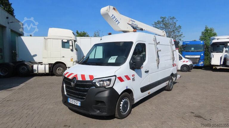 리프팅 플랫폼 Renault Master 10,5 m, 3500 kg, euro6