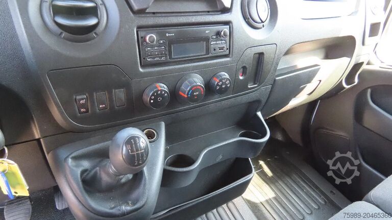 리프팅 플랫폼 Renault Master 10,5 m,3 SEATS, KLUBB, 3500 kg, euro6