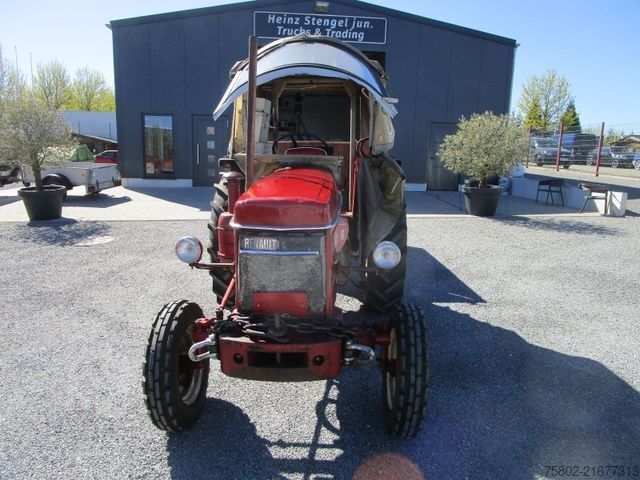 Tractor RENAULT SUPER 6 -R7050- 4xNeu Bereift+mit Anhänger*