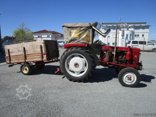 Tractor RENAULT SUPER 6 -R7050- 4xNeu Bereift+mit Anhänger*