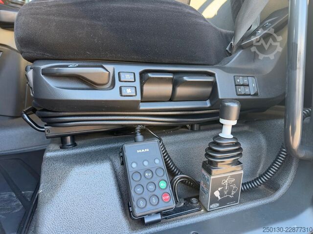 Heavy-duty truck MAN TGX 33.640 6x4BL SA MEILLER/ACC/AEBS/RETARDER