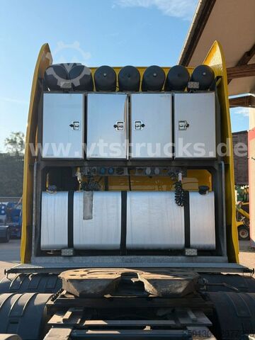 Teški kamion VOLVO FH 750 8x4 BL  Tridem Retarder/LED/VLA