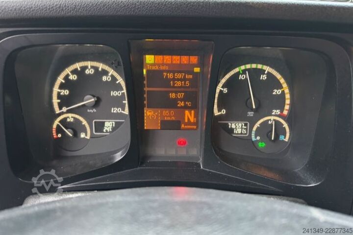 Camion frigorifique MERCEDES-BENZ Antos 1843 4x2 Kühler