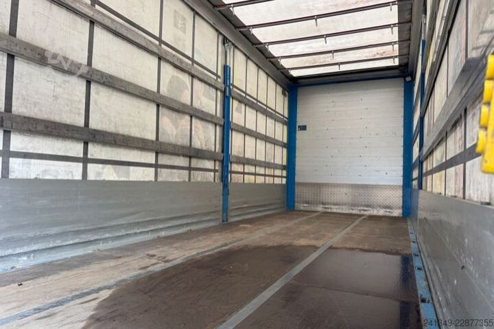 Camion plateau avec bâche SCANIA S520 V8 6x2 LBW
