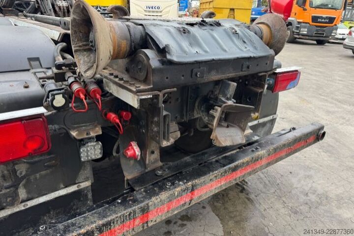 Camion benne à bras amovible MAN TGS 35.480 8x4 Hiab 26T