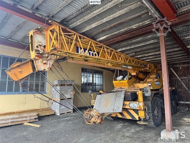 Arazi vinci Kato KR-20 Mobile Crane