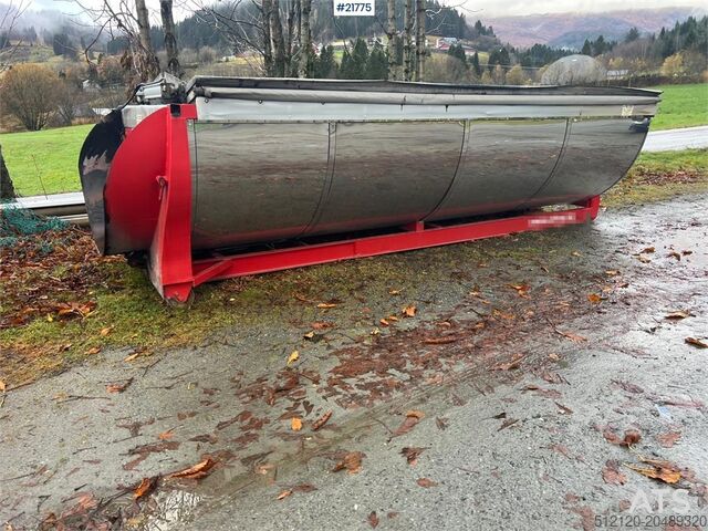 İnşaat makinesi  BFAB asphalt tank w/ air-controlled canopy